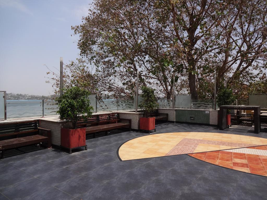 Hotel Ranjit'S Lakeview Bhopal Exterior photo